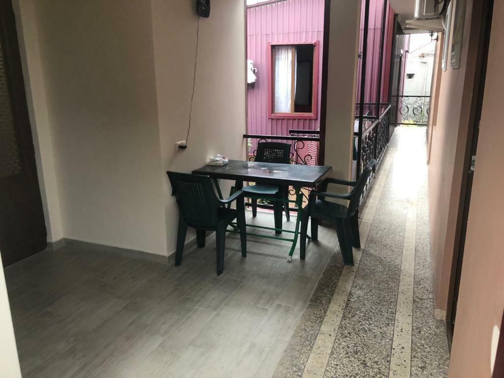 Hotel chexovi 24 Kobuleti Exteriér fotografie